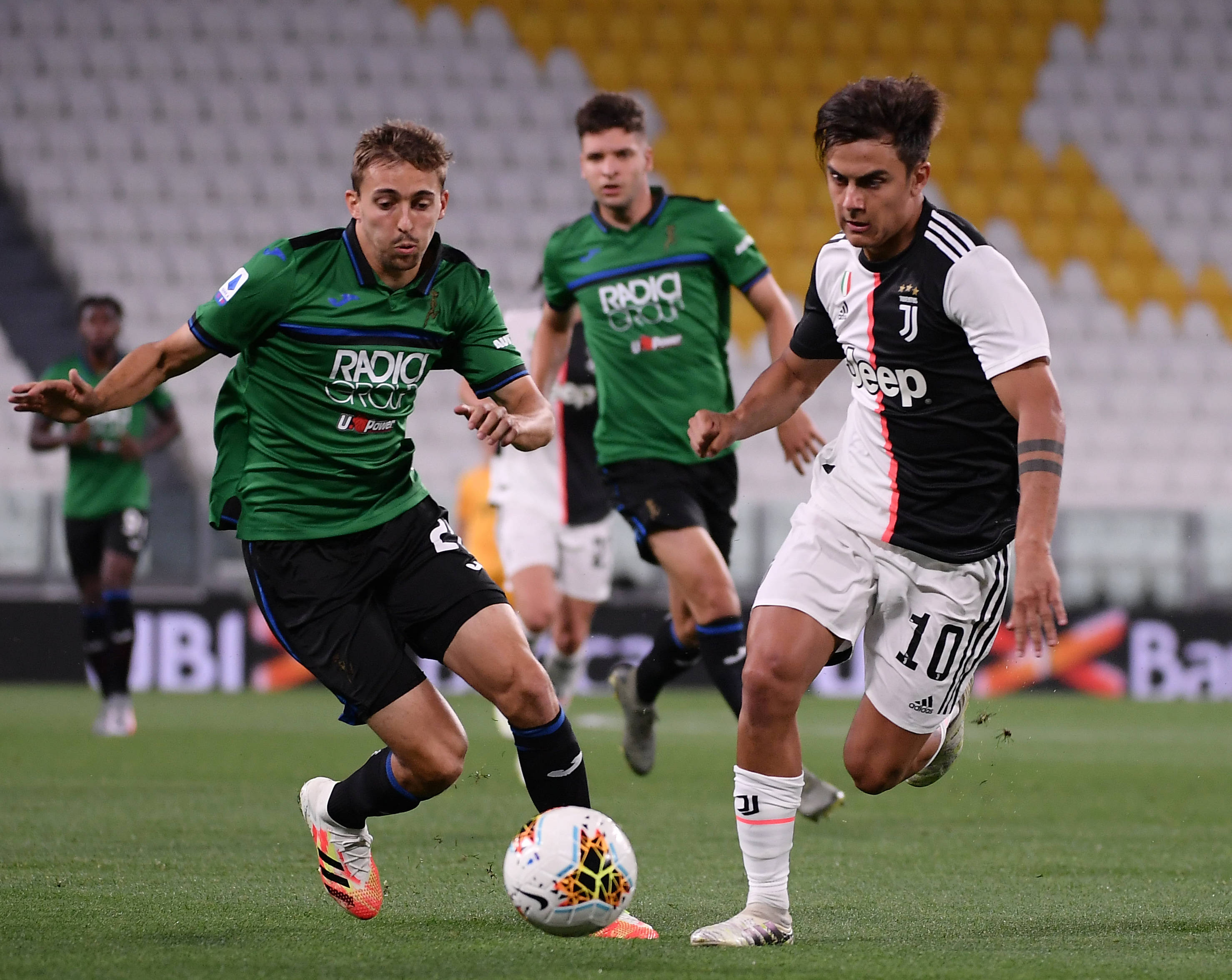 关于今夜意甲焦点战，纽约尼克斯迎来里程碑，底气十足，临场指挥获称赞的信息